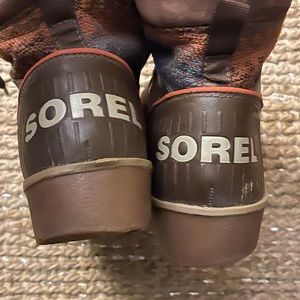 Sorel winter boots size 7.